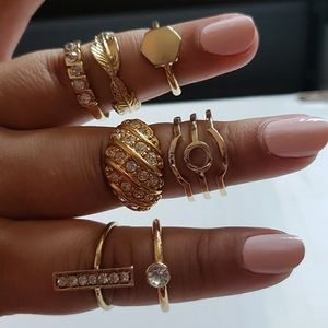 Set of 7 Gold Tone Rings